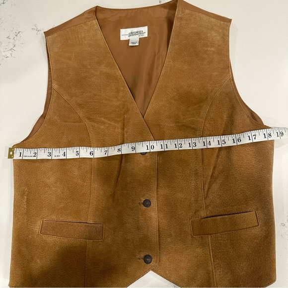 Design Assets 100% Genuine Leather Vest - Picture 12 of 12